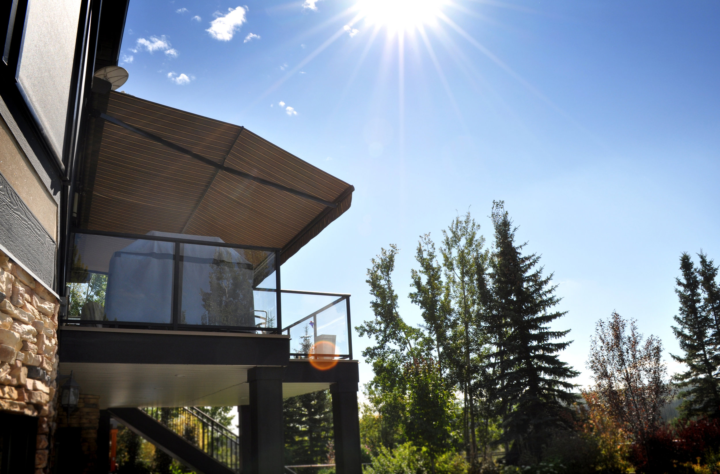 patio awnings calgary