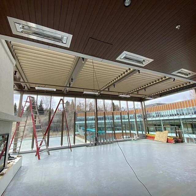 Rainy day calls for another sneak peek from the Glencoe club! 8 louvered roofs ready for patio season to finally open next week! 
@frankarchitectureandinteriors @stobagnorthamerica #yycdecks #awningsyyc #yycawnings #calgaryawnings #yycpatios #yycpati