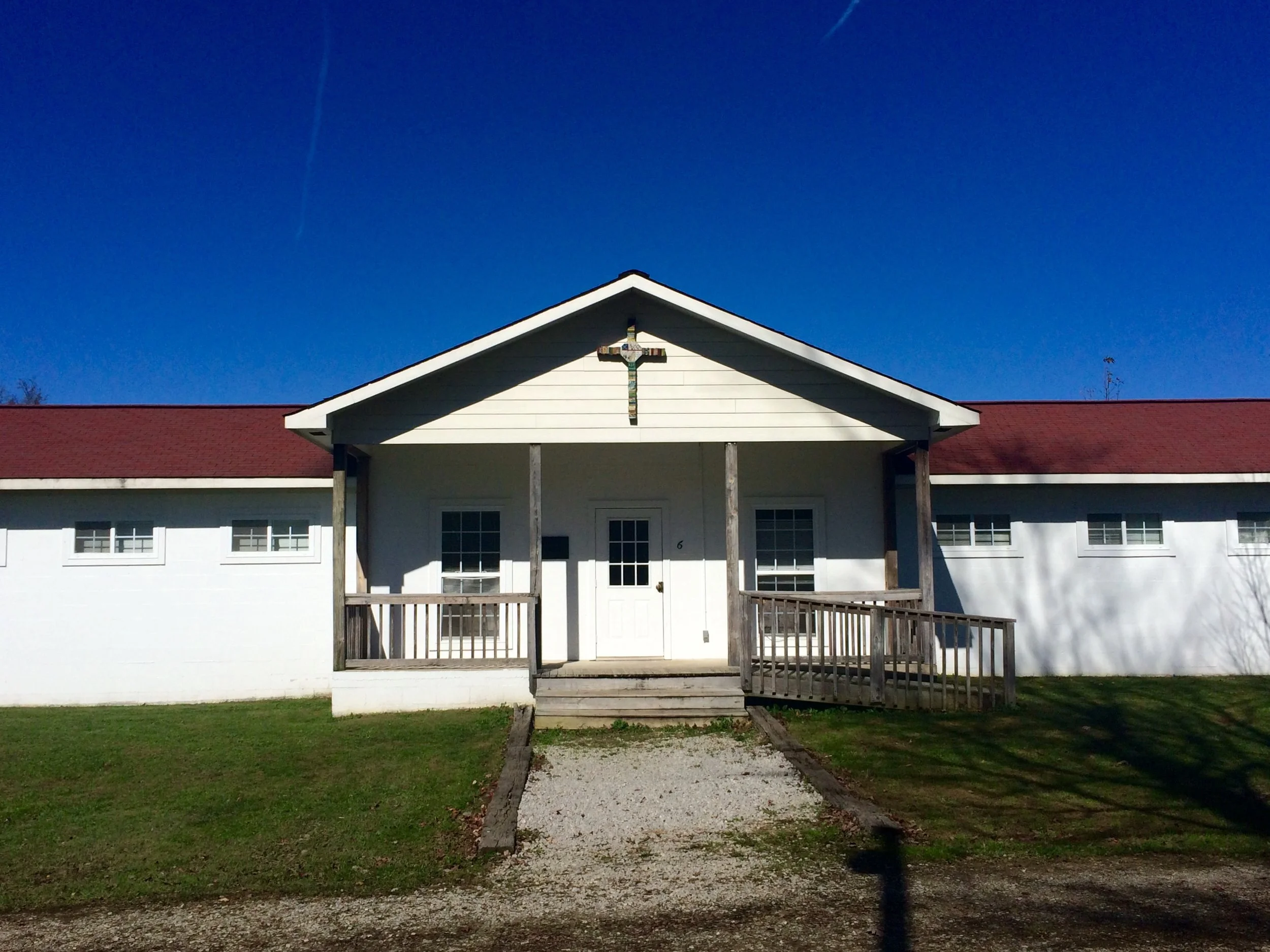 Cabin Exterior Front.jpg