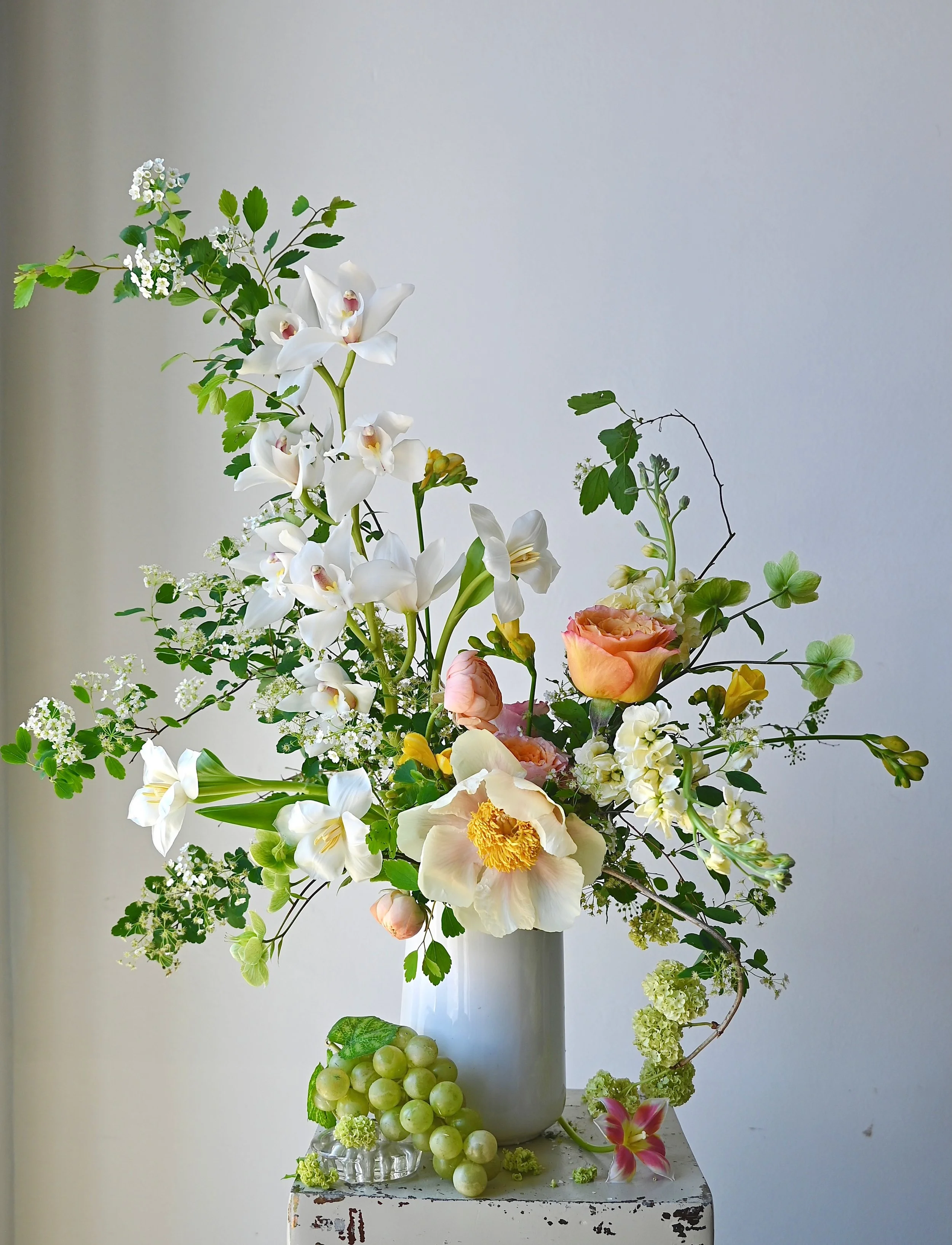 Clare de lun 🤍

..

#chartreuse #springflowers #weddingflorist #wedding #flowers