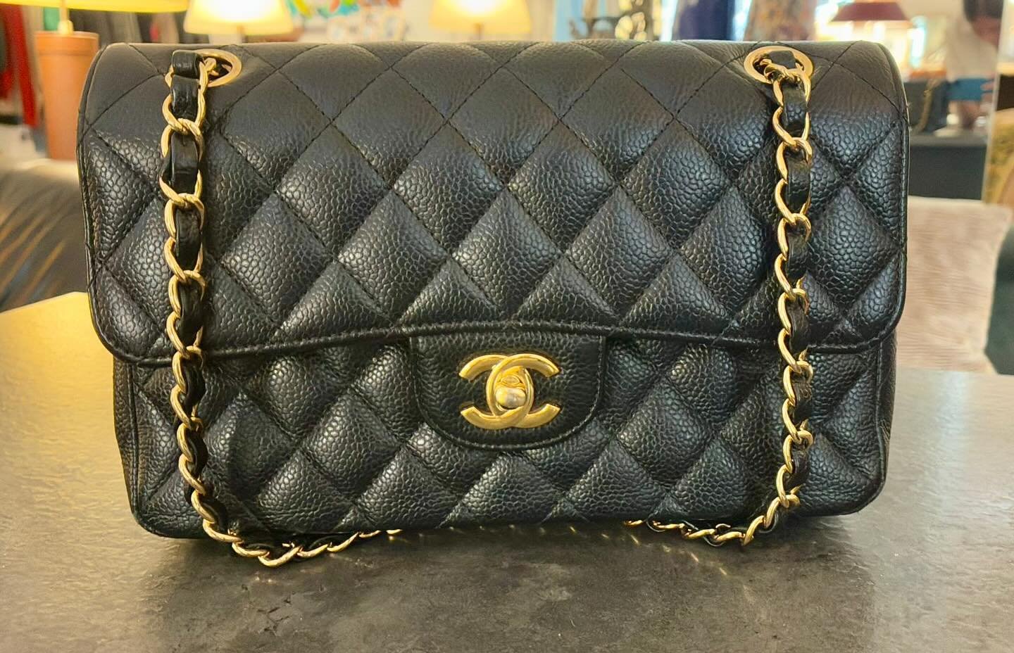 New arrival ! Handbag Chanel 2018 caviar wide 23cm