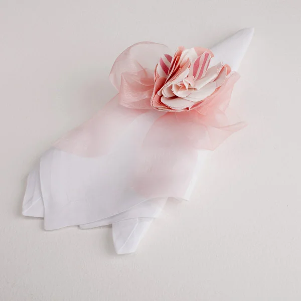 APT059-loke-decore-amarradosepingentes-laçorosaclaroflorlistrada.jpg
