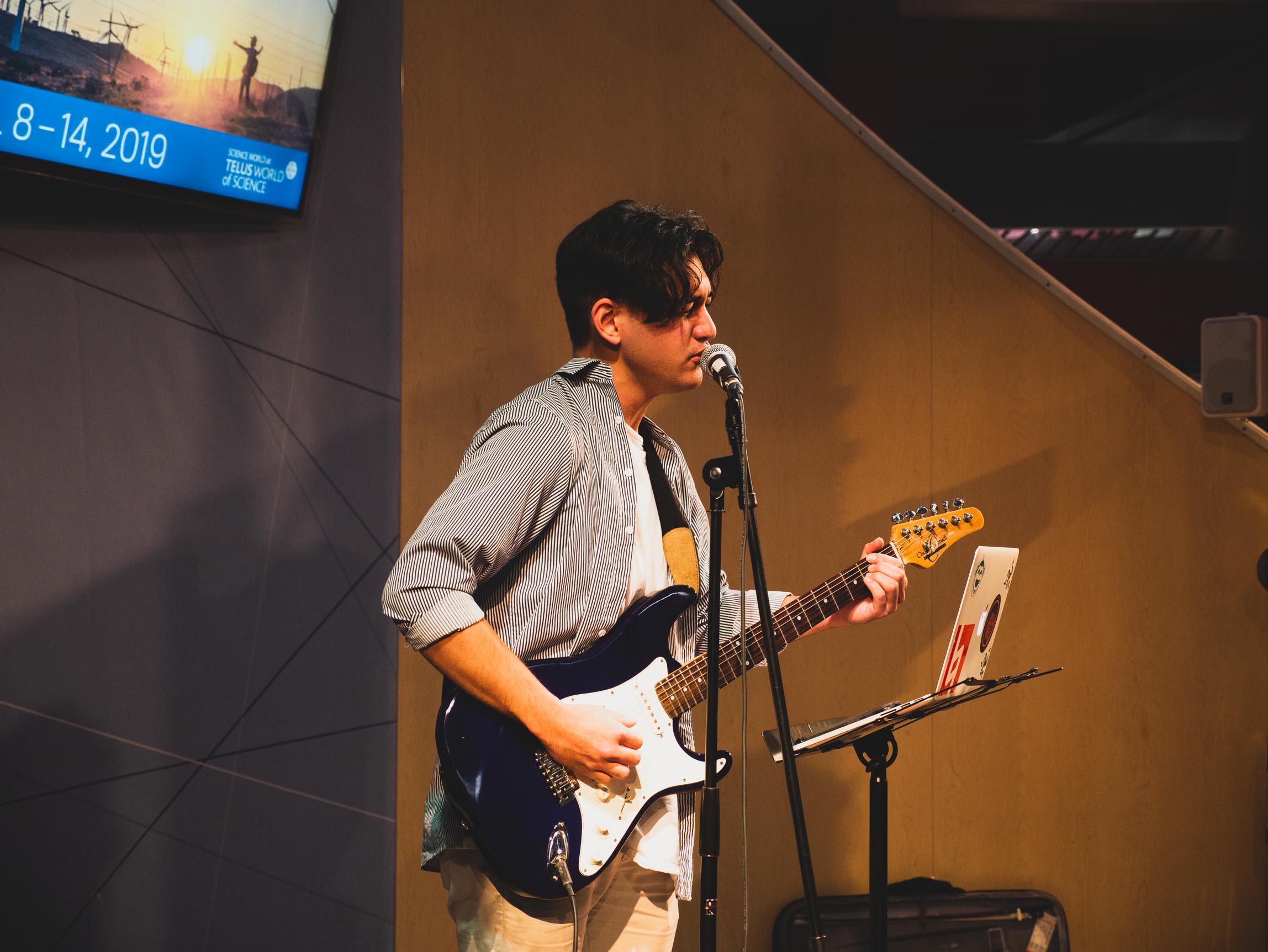 band on stage Elements2019_web-86.jpg