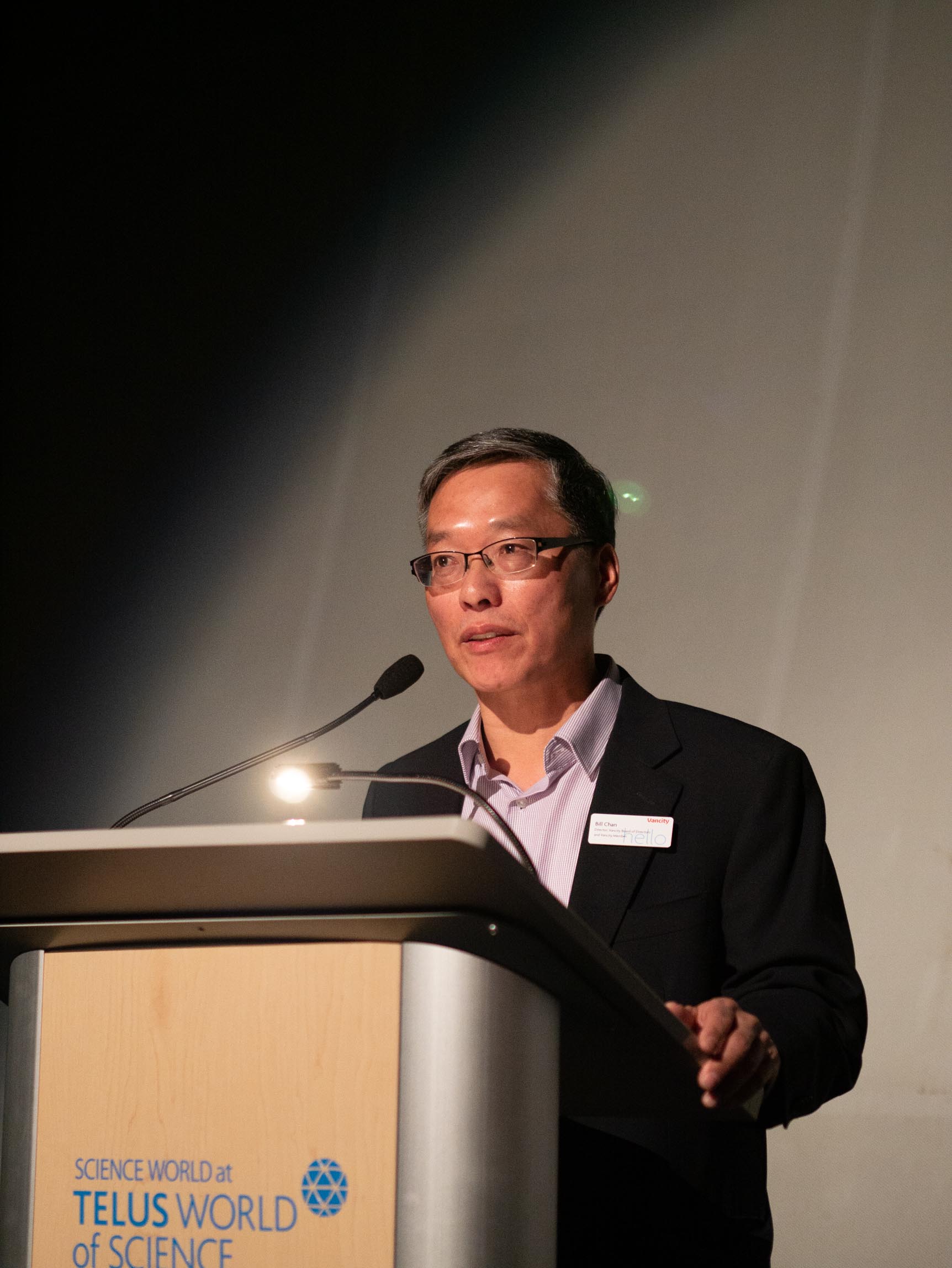 bill chan on stage Elements2019_web-194 (1).jpg