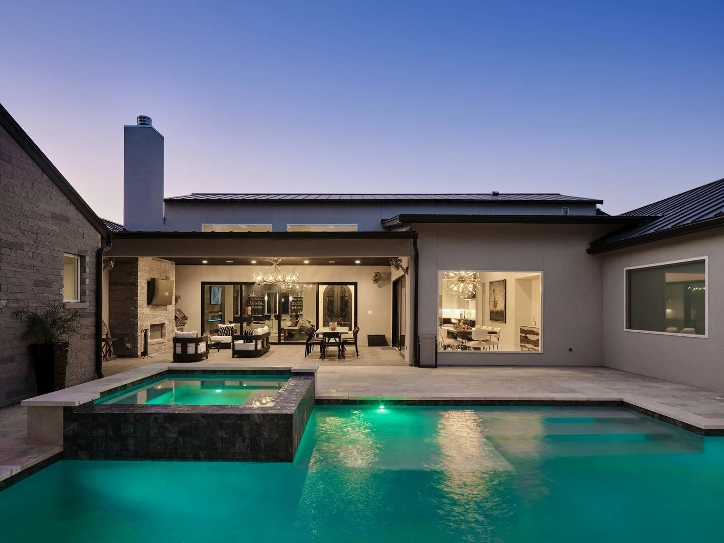 Relax in style with our custom outdoor living spaces designed for year-round enjoyment.⁠
.⁠
.⁠
.⁠
#outdoorliving #patiodesign #newbraunfels #homebuilder #keithwingcustombuilders #luxuryhomes #customhome #outdoorlivingspace
