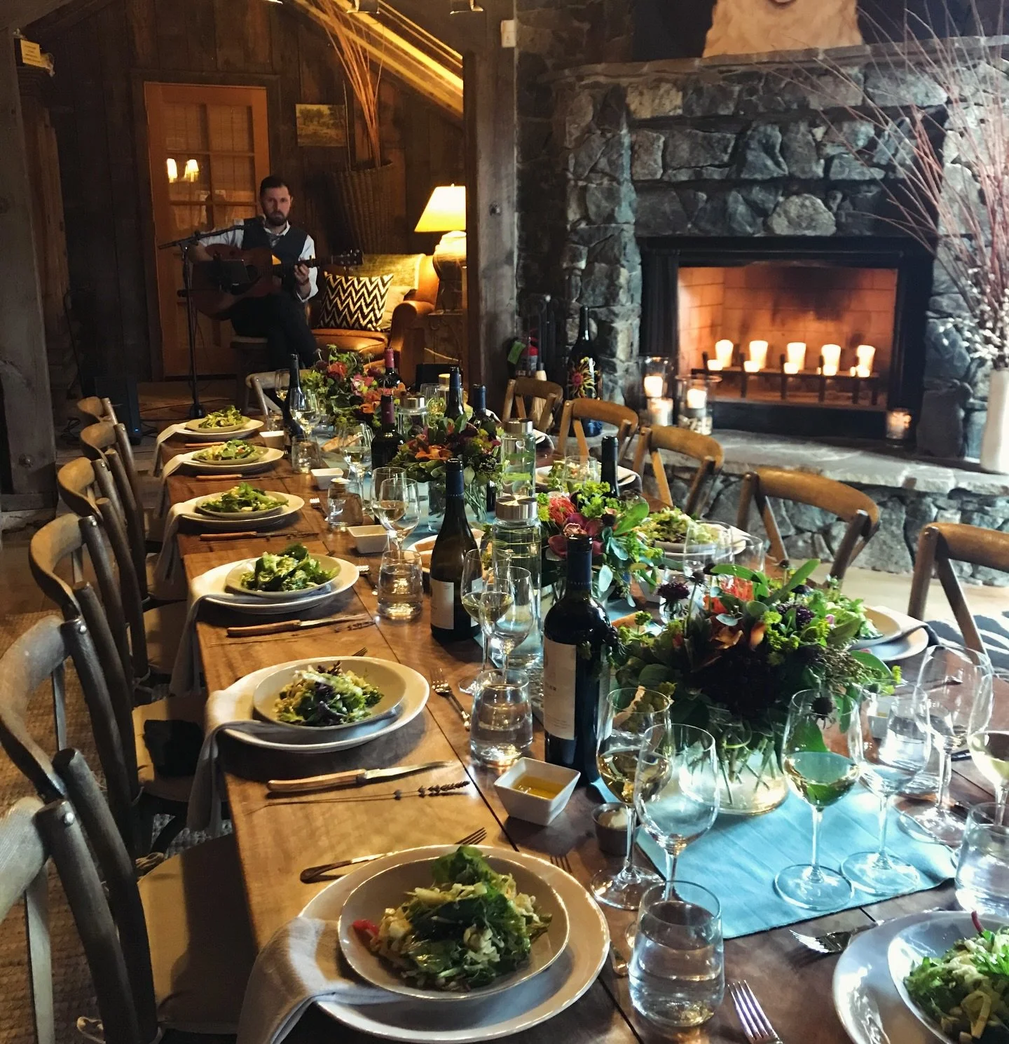 Time to eat!

@bonterraorganicestates 

#PuraEventDesign #PuraPresentations #EventDesign #SmallBusiness  #EventPlanner #WineCountryPlanner #EventTips #EventHacks #EventPlanning #DigitalMarketing #EventGuide #SonomaCounty #Hospitality #EventTalk #Even