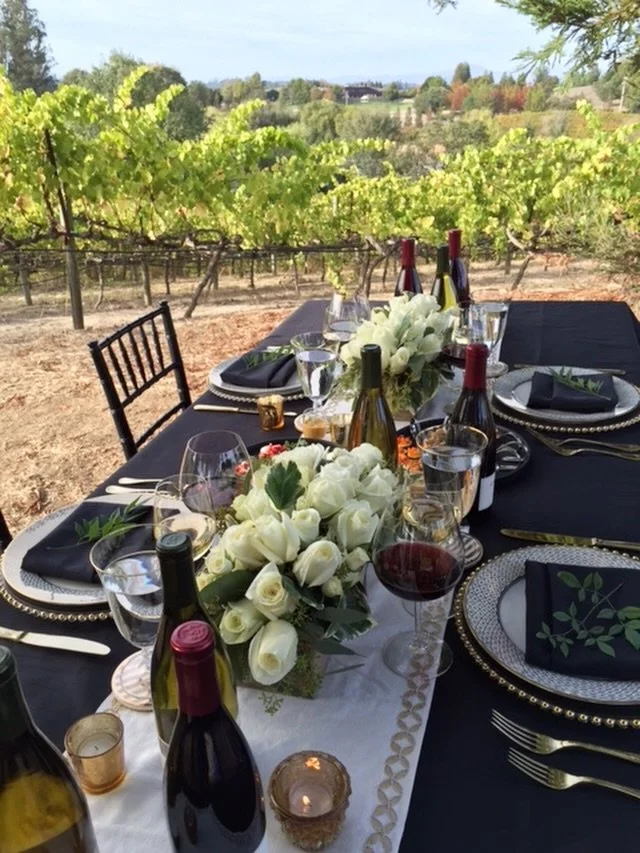 Imagine walking up to this beauty! 
An elevated picnic dinner in the middle of vineyards surrounded by your best friends, drinking wine straight from the grapes grown next to you.
I can help you plan this experience!

#PuraEventDesign
#EventPlanning
