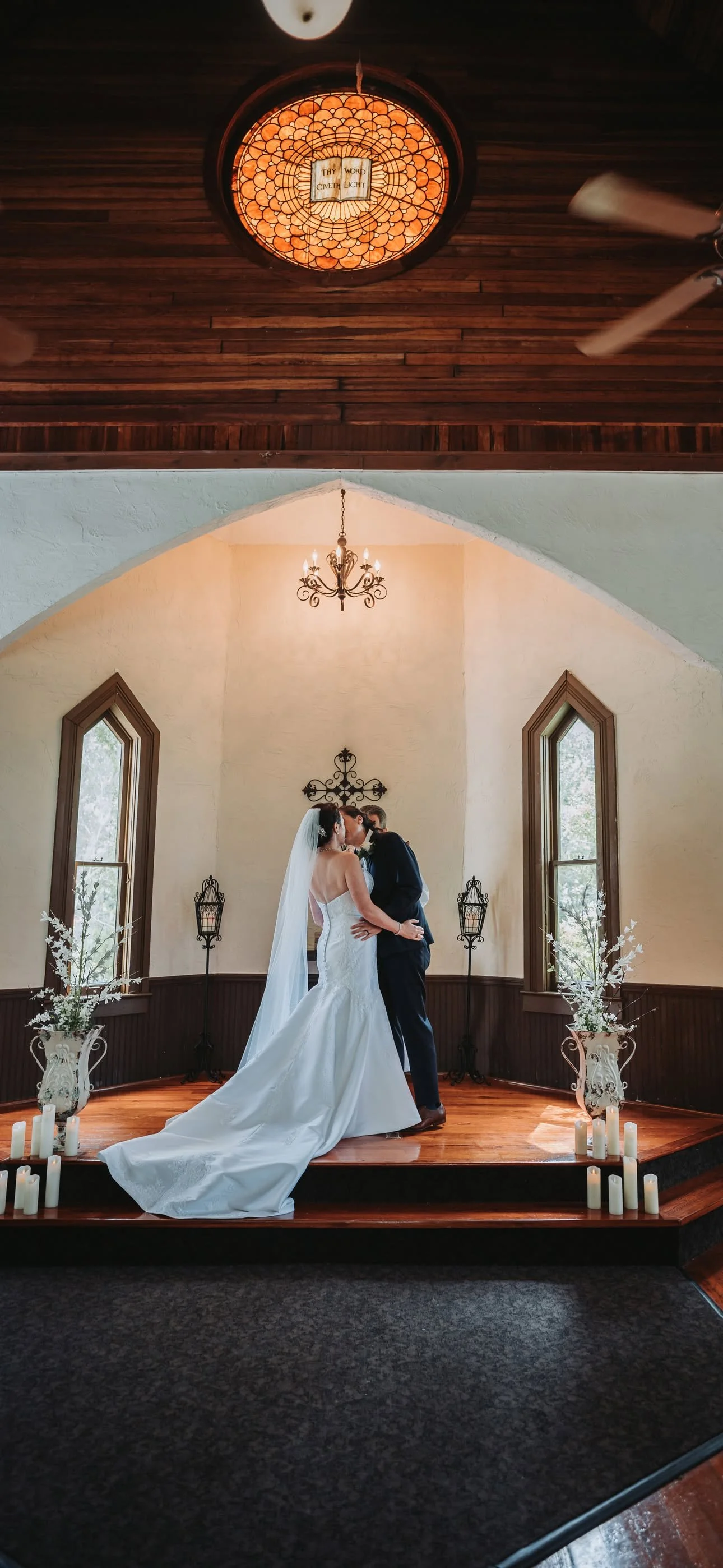 lisa-brenda-wedding-16.jpg