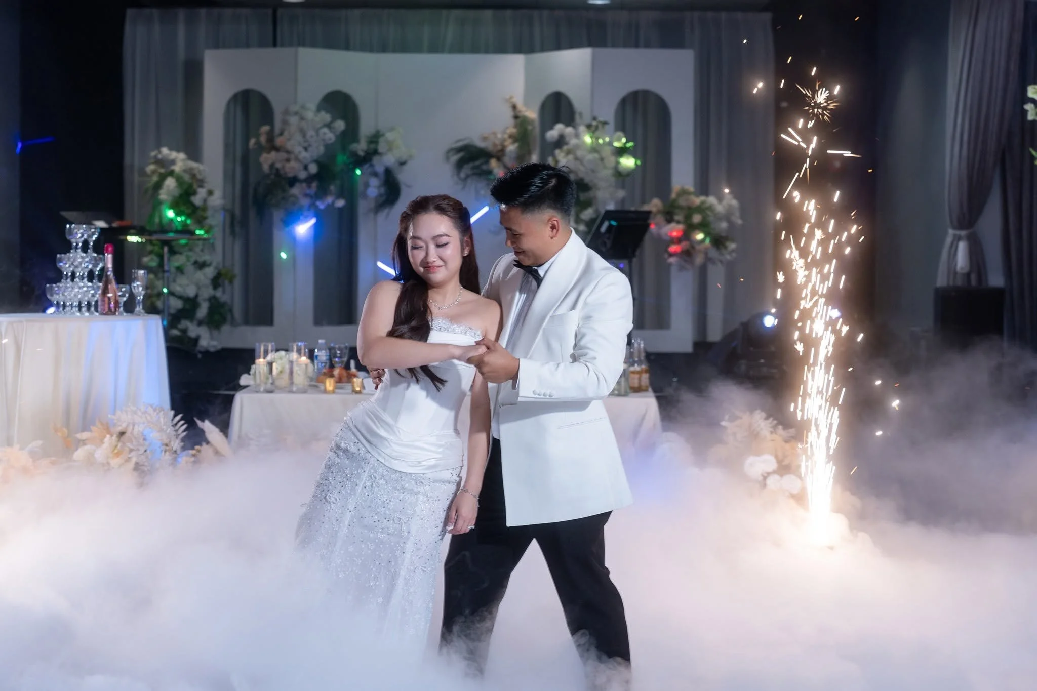 Vy and Quyen Vietnamese wedding at Milander Center, Hialeah, FL, photo 27 by Henry M Production