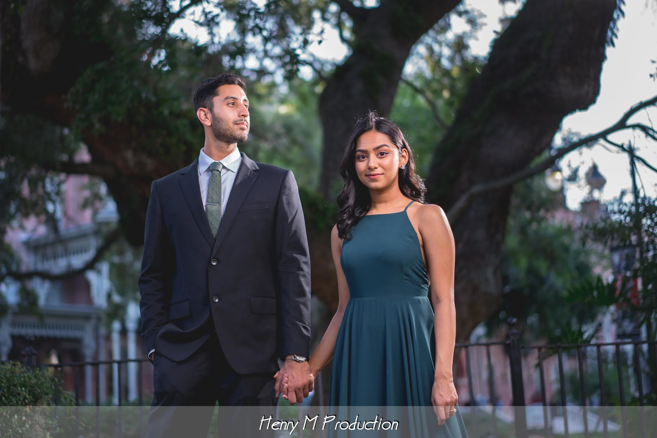 How to Prepare for an Engagement Photoshoot