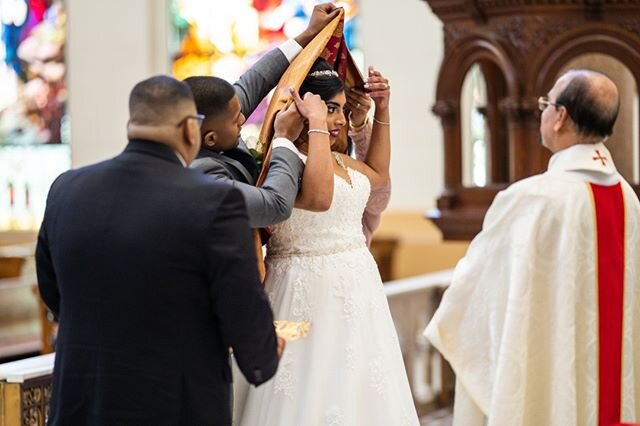 The Manthrokodi Saree is the first dress given to the bride by her groom and it reflects his promise to shelter and love her for all of eternity.

#indianwedding #indiancatholic #floridawedding #tampawedding #weddingphotographer #weddingcinematograph