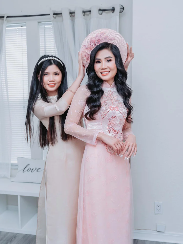 Lai and Kim Vietnamese wedding album at Bonaventure Resort and Spa, Fort Lauderdale, photo 4