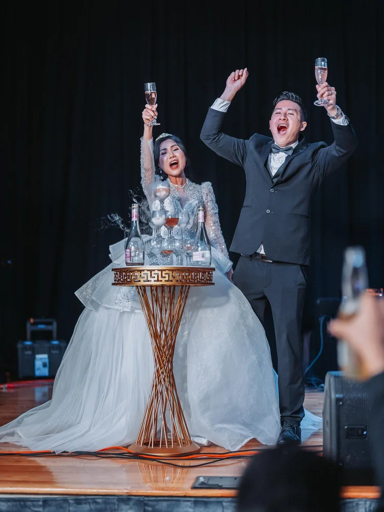 Lai and Kim Vietnamese wedding album at Bonaventure Resort and Spa, Fort Lauderdale, photo 35
