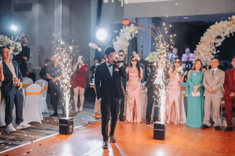 Son and My Vietnamese wedding at Milander Center, Hialeah, photo 50