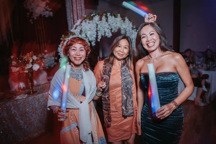 Duc and Giang Vietnamese wedding in Hallandale Beach, Florida, photo 69