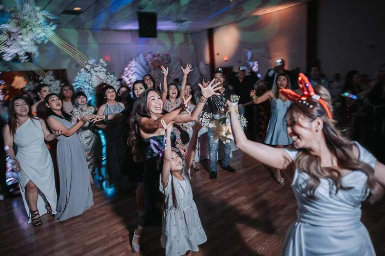 Duc and Giang Vietnamese wedding in Hallandale Beach, Florida, photo 79
