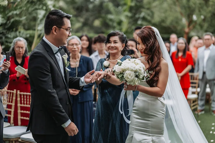 Long and Tram Anh Vietnamese wedding at Tampa Garden Club, photo 45