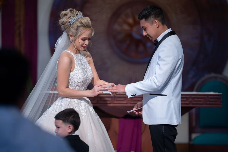 Hieu and Na Vietnamese wedding at Holy Trinity Reception Center, Maitland, photo 26