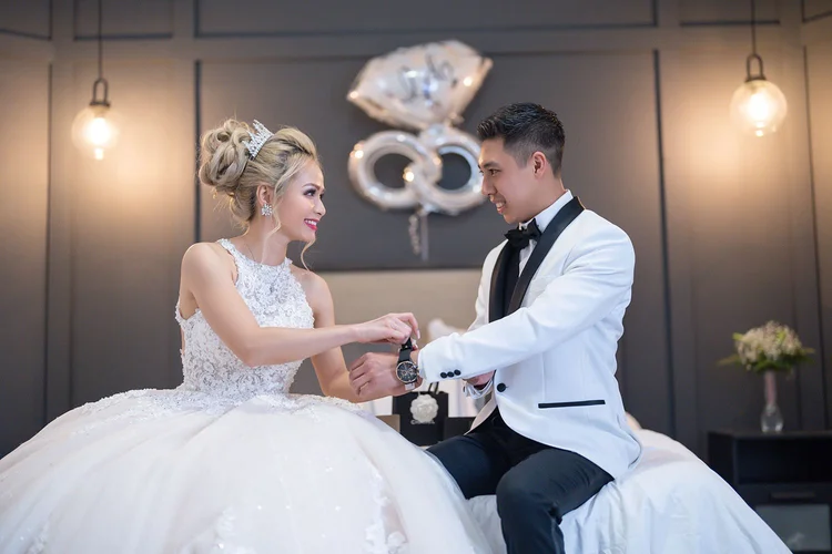 Hieu and Na Vietnamese wedding at Holy Trinity Reception Center, Maitland, photo 16