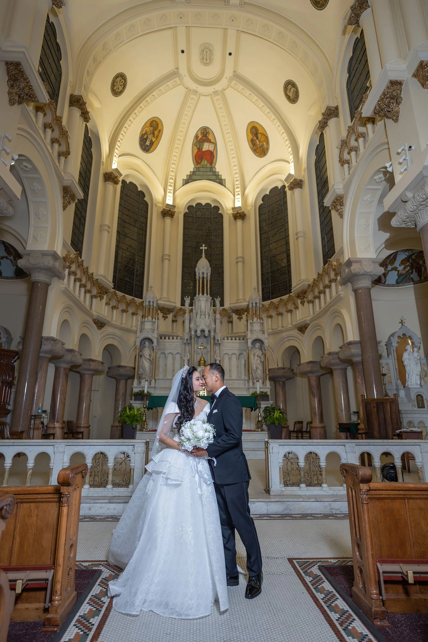 Andy_Mindy_Church-300.jpg