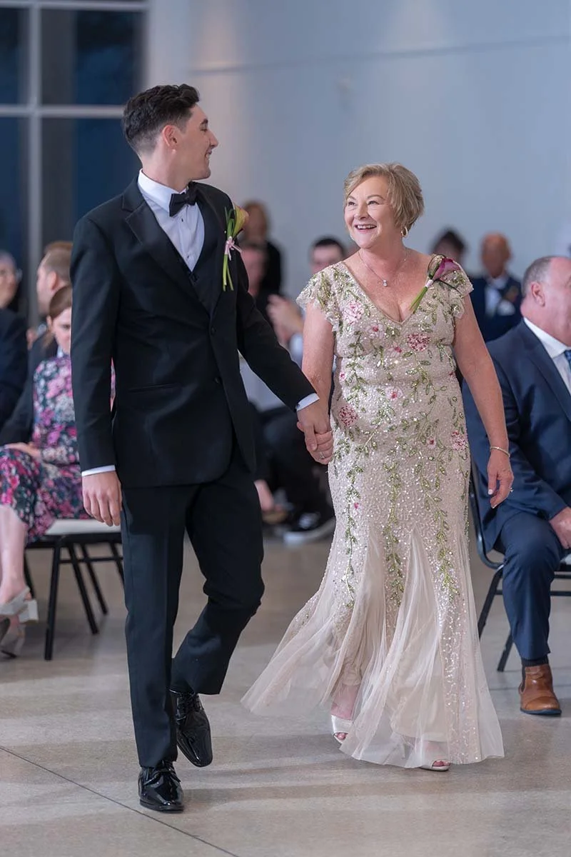 Kyle_Marisa_Wedding_Day_Sneak_Peeks (89).jpg