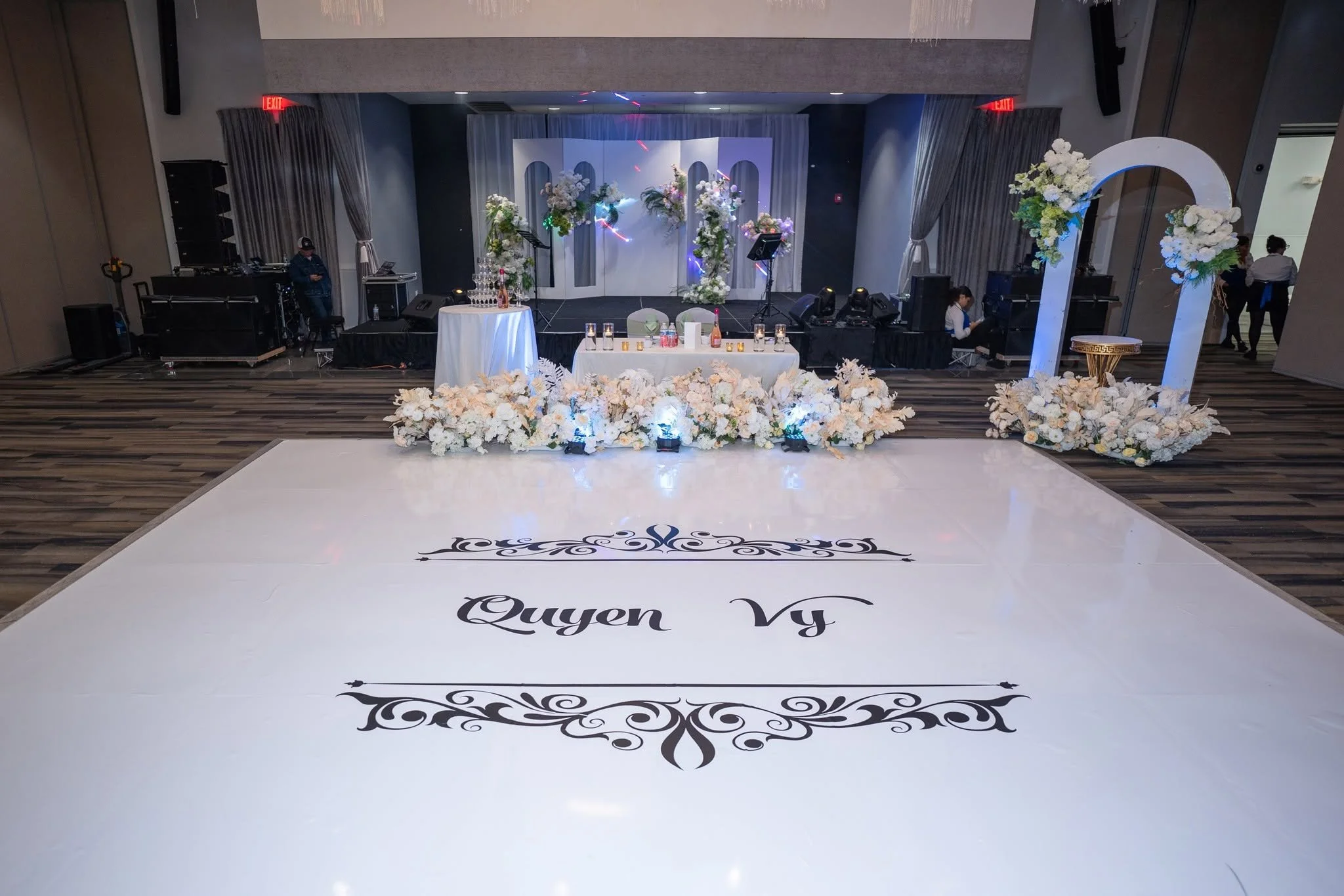 Vy and Quyen Vietnamese wedding at Milander Center, Hialeah, FL, photo 20 by Henry M Production