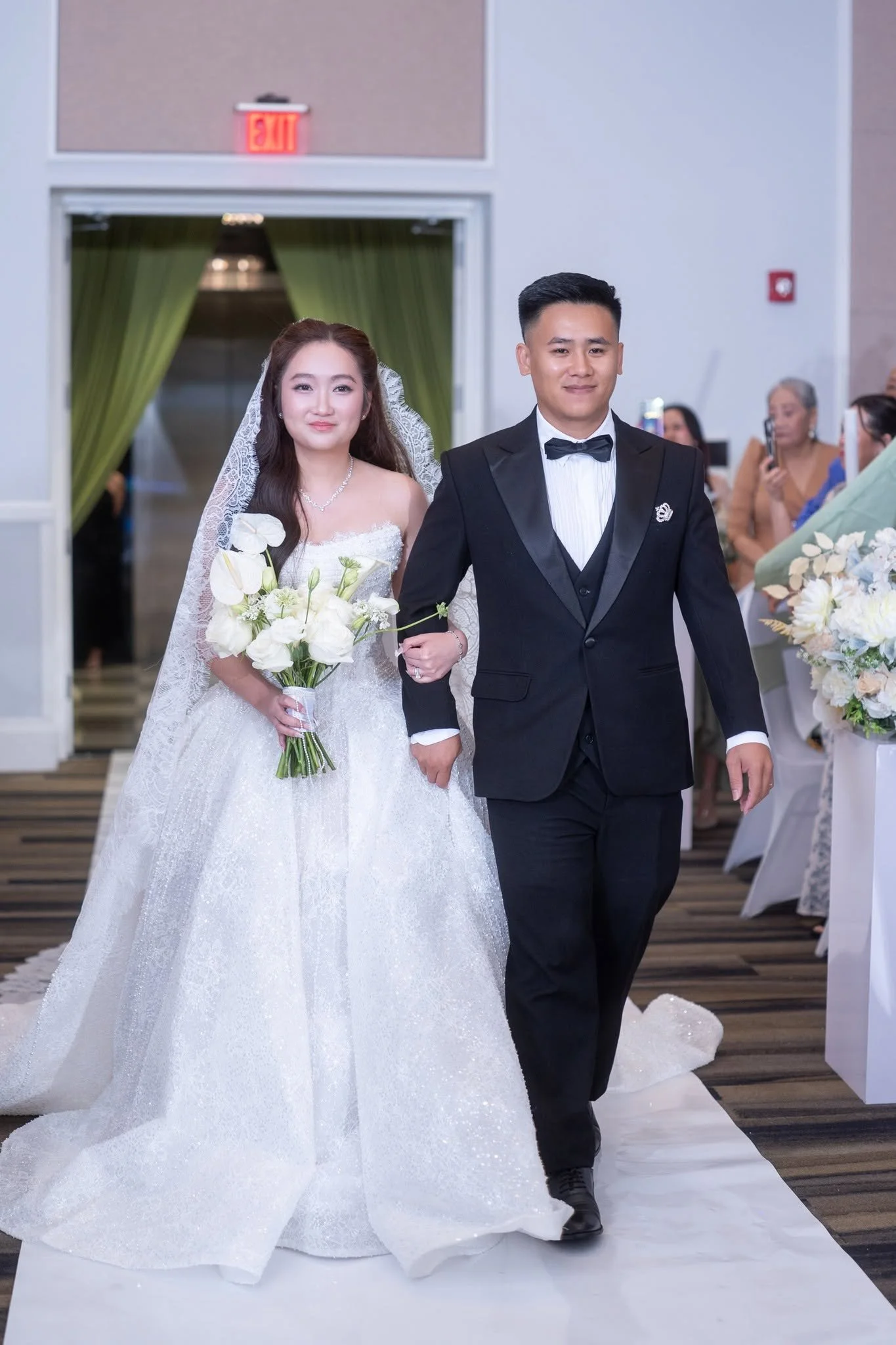 Vy and Quyen Vietnamese wedding at Milander Center, Hialeah, FL, photo 22 by Henry M Production