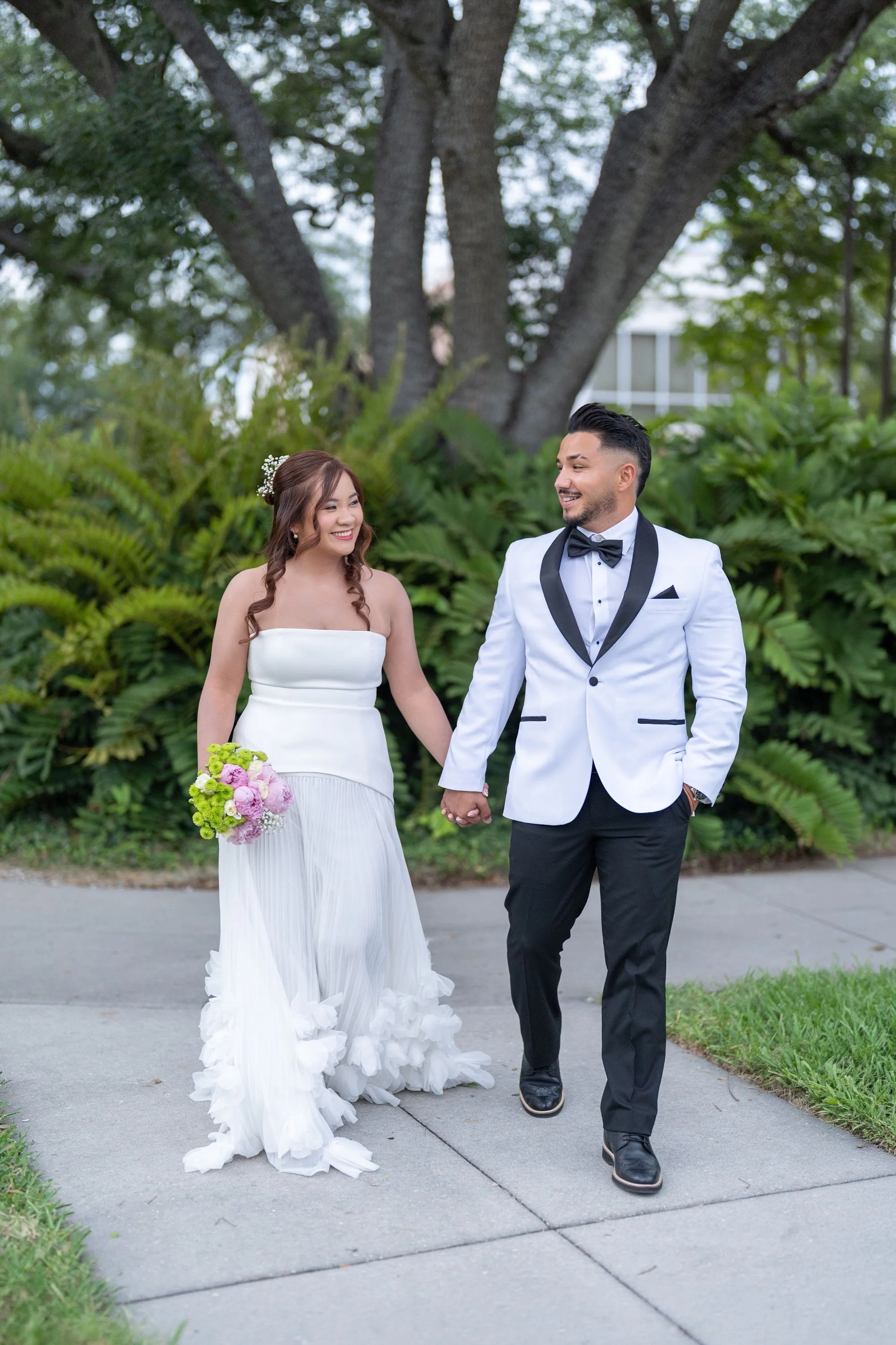 Burce and Jenny engagement session in Tampa, FL, photo 3 by Henry M Production