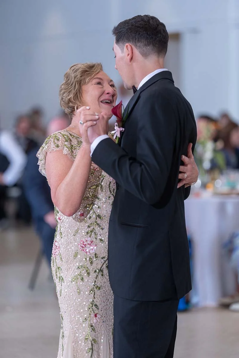 Kyle_Marisa_Wedding_Day_Sneak_Peeks (91).jpg