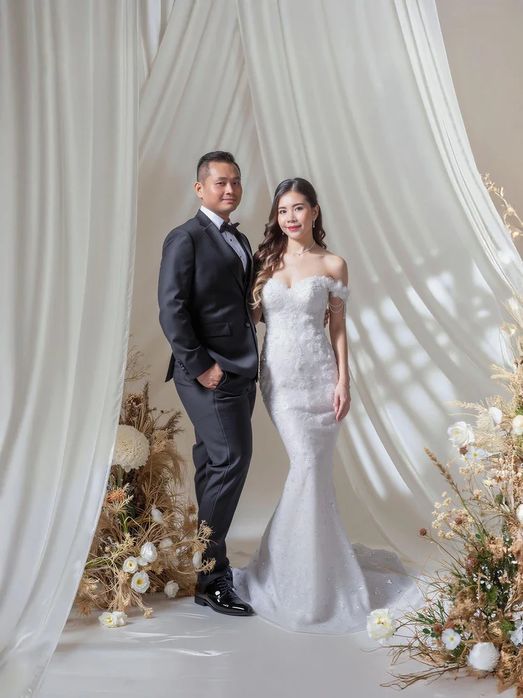 Váy Cưới Sang Trọng, ảnh prewedding studio tại Tampa