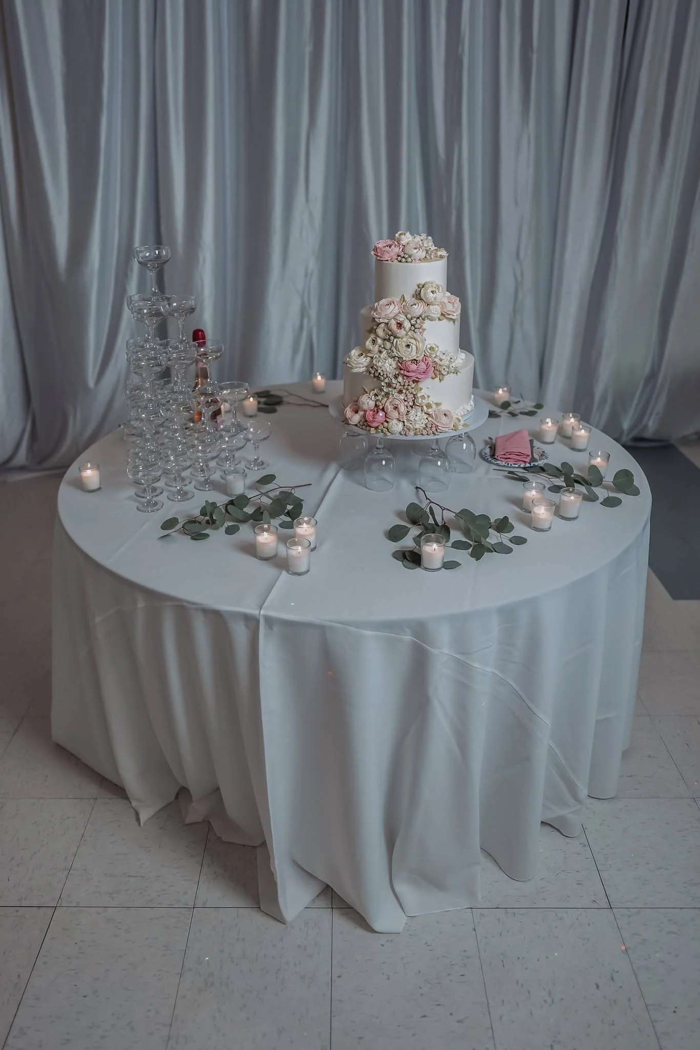 tin-vy-matheos-hall-50.jpg