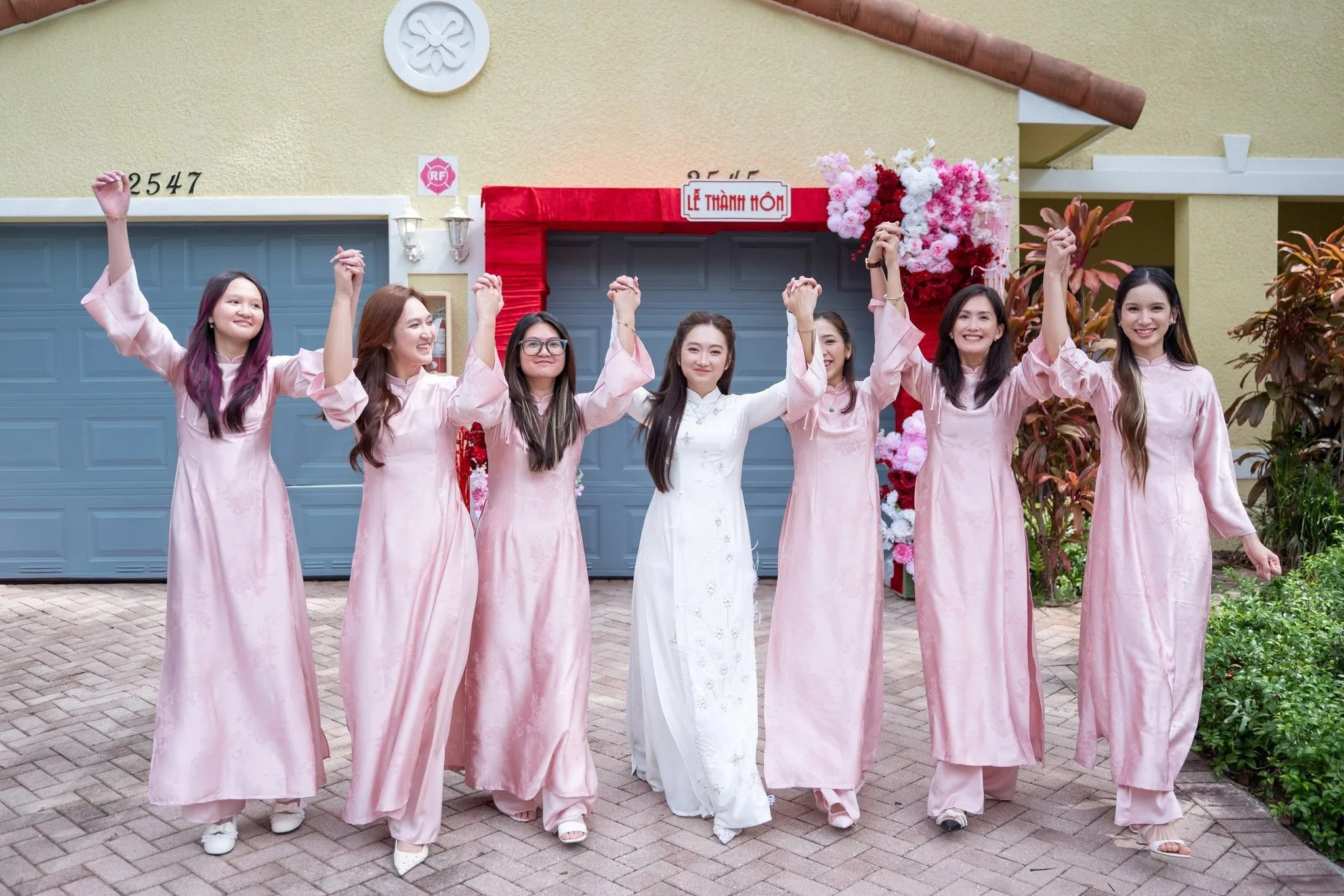 Vy and Quyen Vietnamese wedding at Milander Center, Hialeah, FL, photo 18 by Henry M Production
