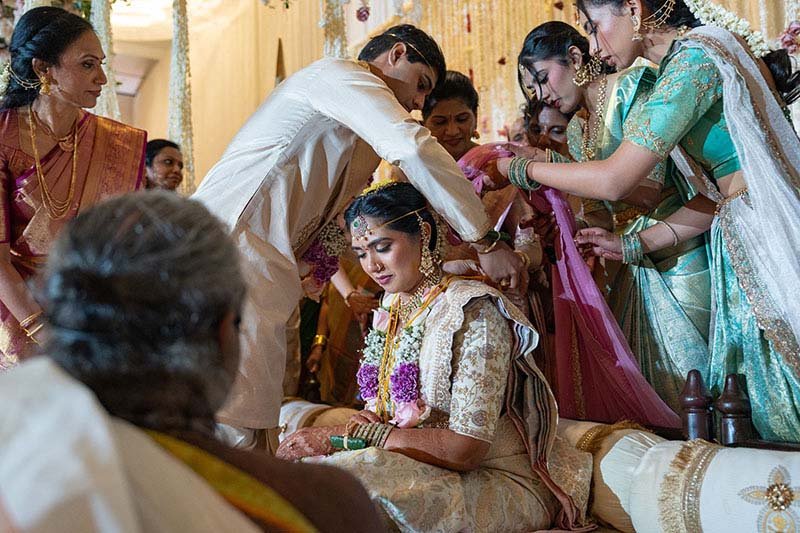 Vik_Meghana_Sneak_Peeks-54.jpg