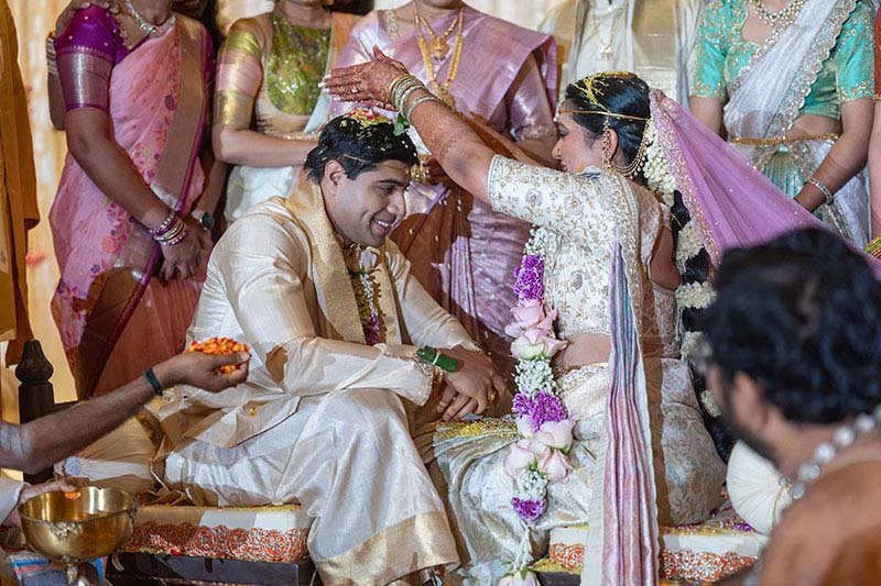 Vik_Meghana_Sneak_Peeks-58.jpg