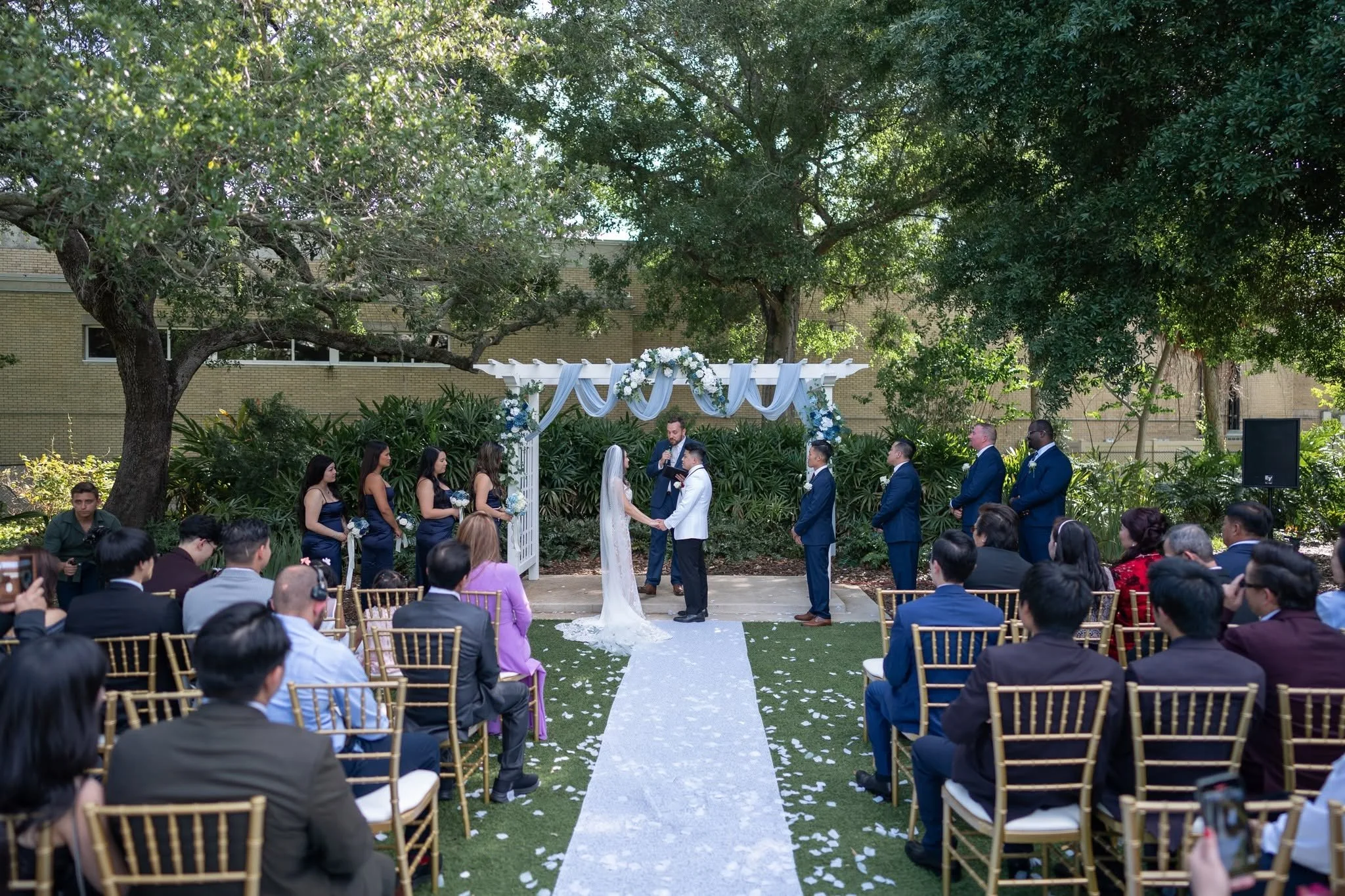phi-michelle-tampa-garden-club-wedding-23.jpg