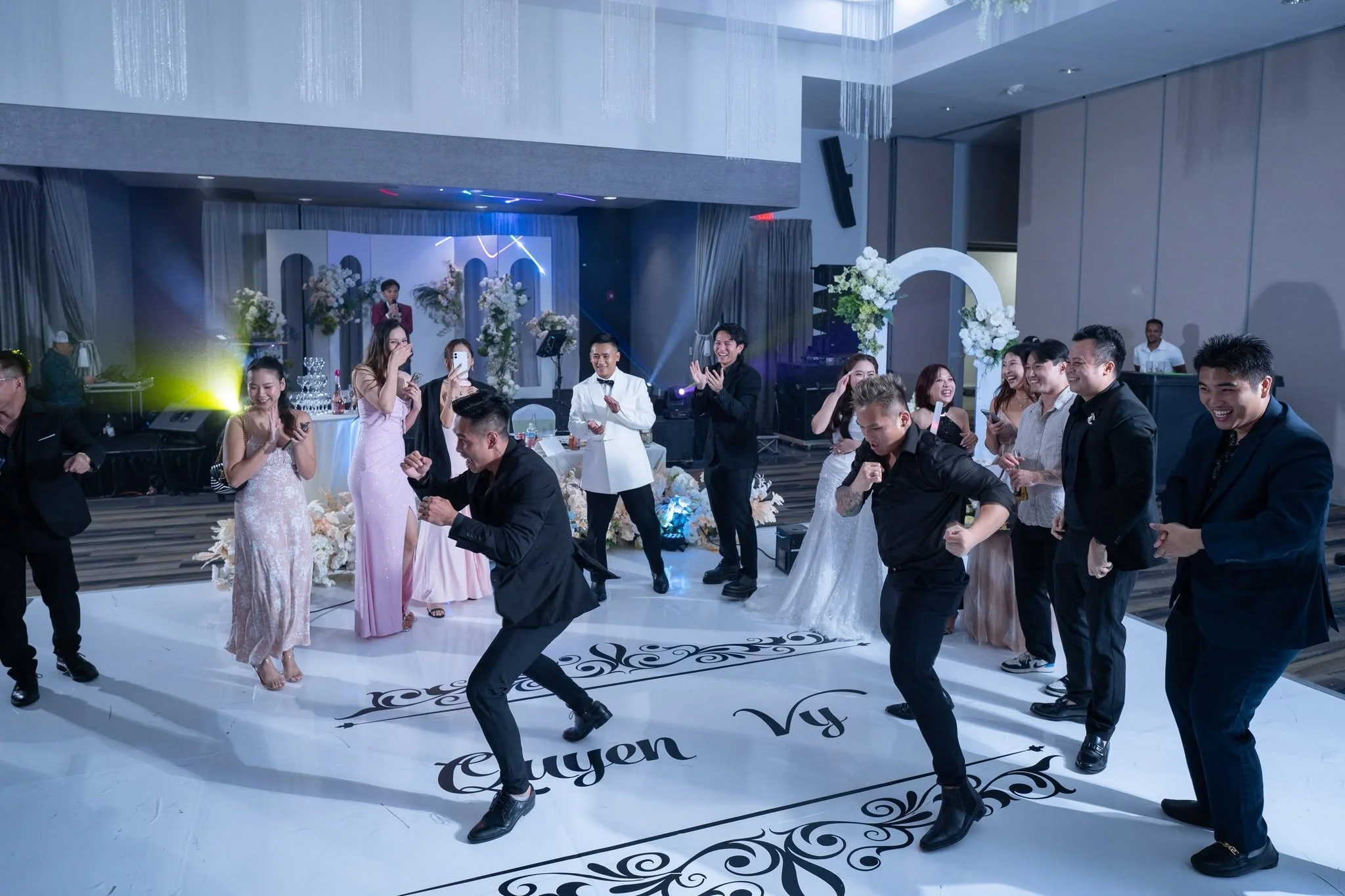 Vy and Quyen Vietnamese wedding at Milander Center, Hialeah, FL, photo 30 by Henry M Production