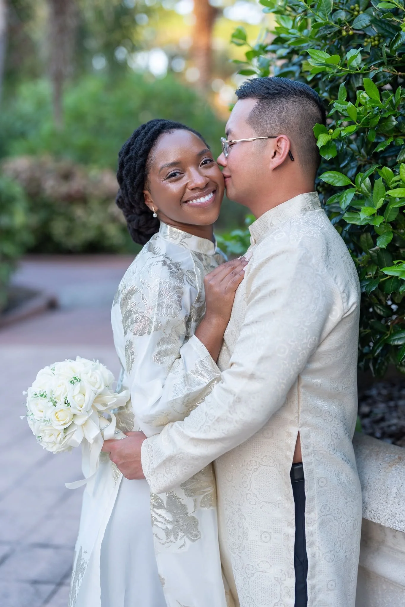 binh-mikayla-florida-botanical-gardens-engagement-11.jpg
