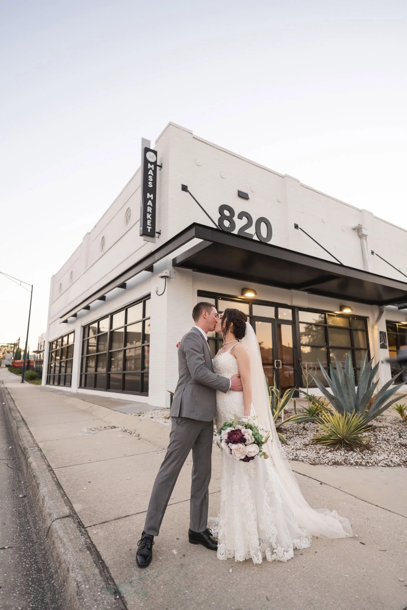 brandon-janet-haus-820-wedding-06.jpg