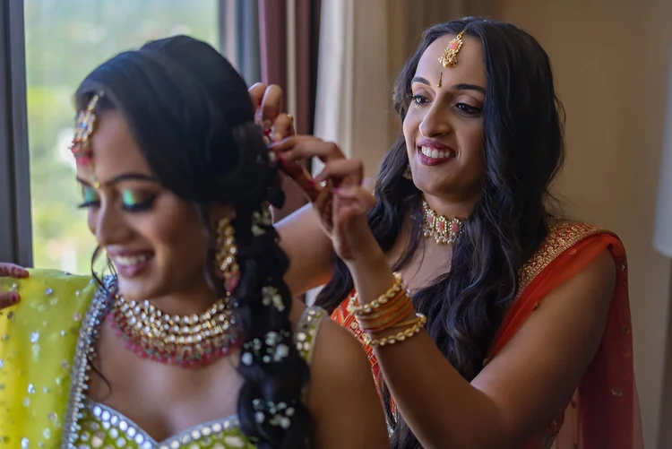 Getting Ready at an Indian wedding in Tampa photographed by Henry M Production