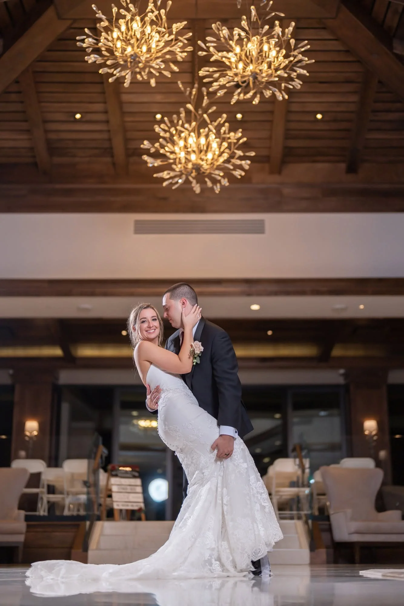 chris-emily-vineyards-country-club-65.jpg