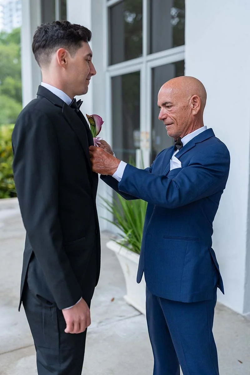Kyle_Marisa_Wedding_Day_Sneak_Peeks (7).jpg