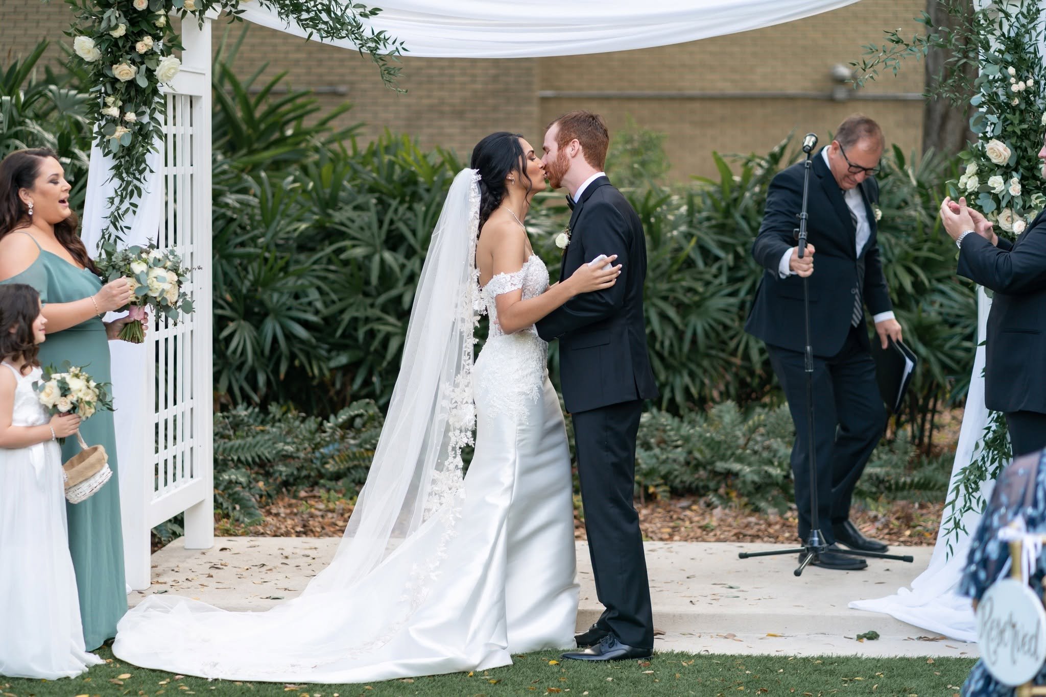 will-paloma-tampa-garden-club-wedding-55.jpg