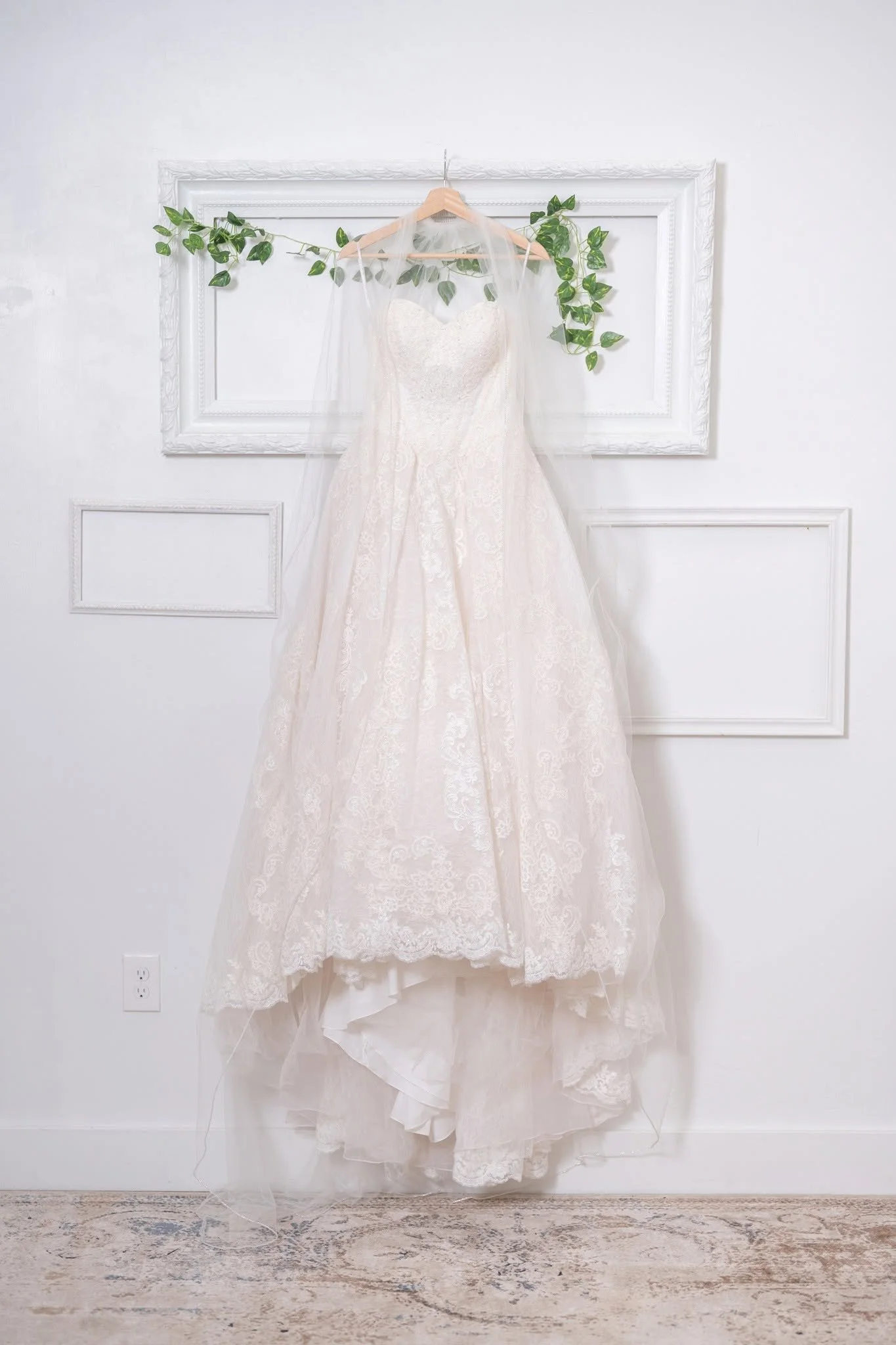 dennis-emily-granville-plantation-wedding-03.jpg