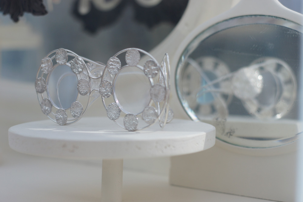 Iris Apfel-inspired Reticulated Wrinkled Glasses 