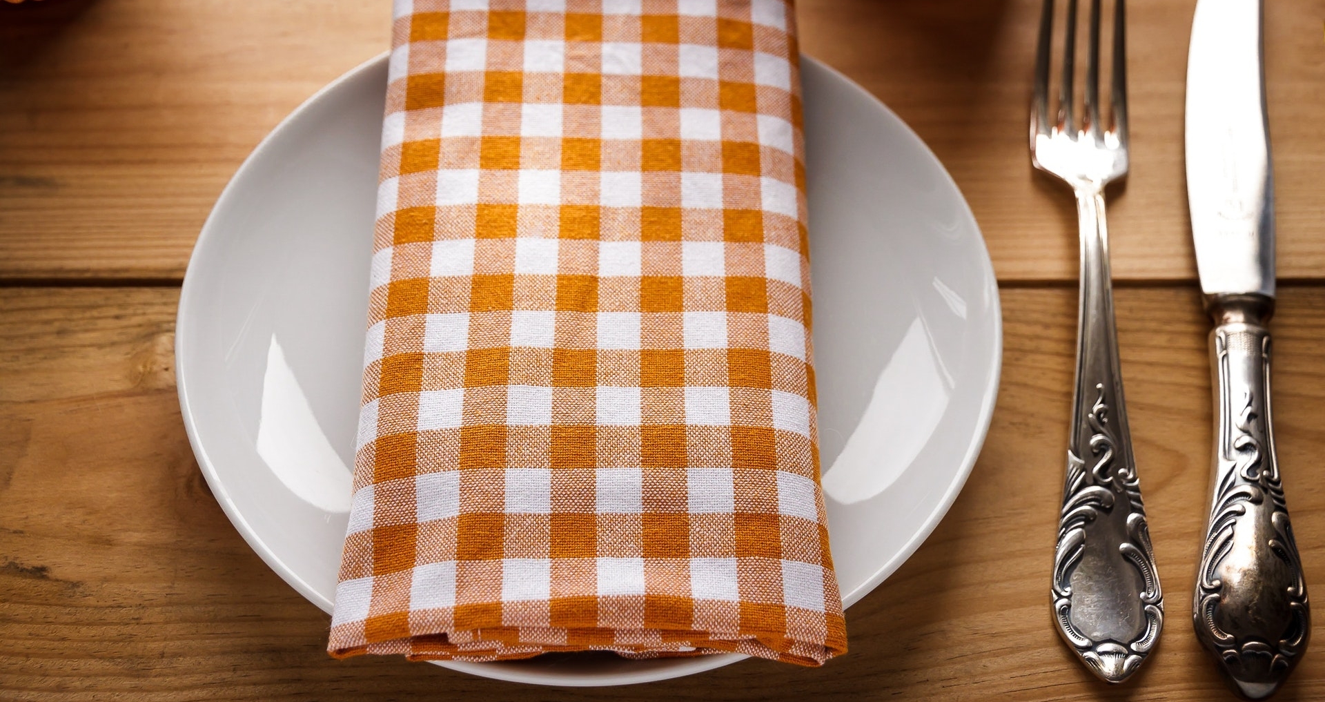 emptyplate.jpeg