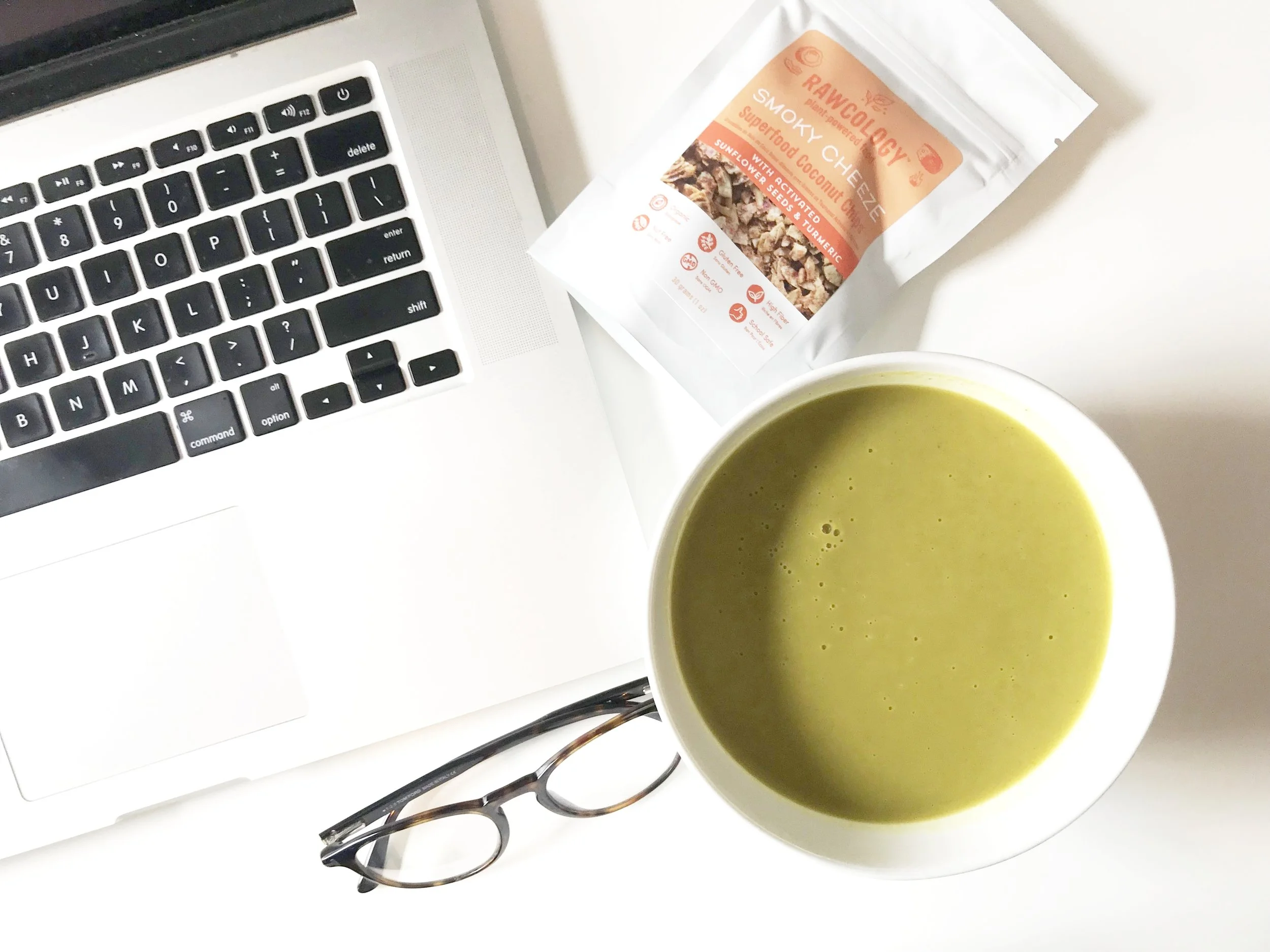 RH_BroccoliTurmericSoup_Rawcology.jpg