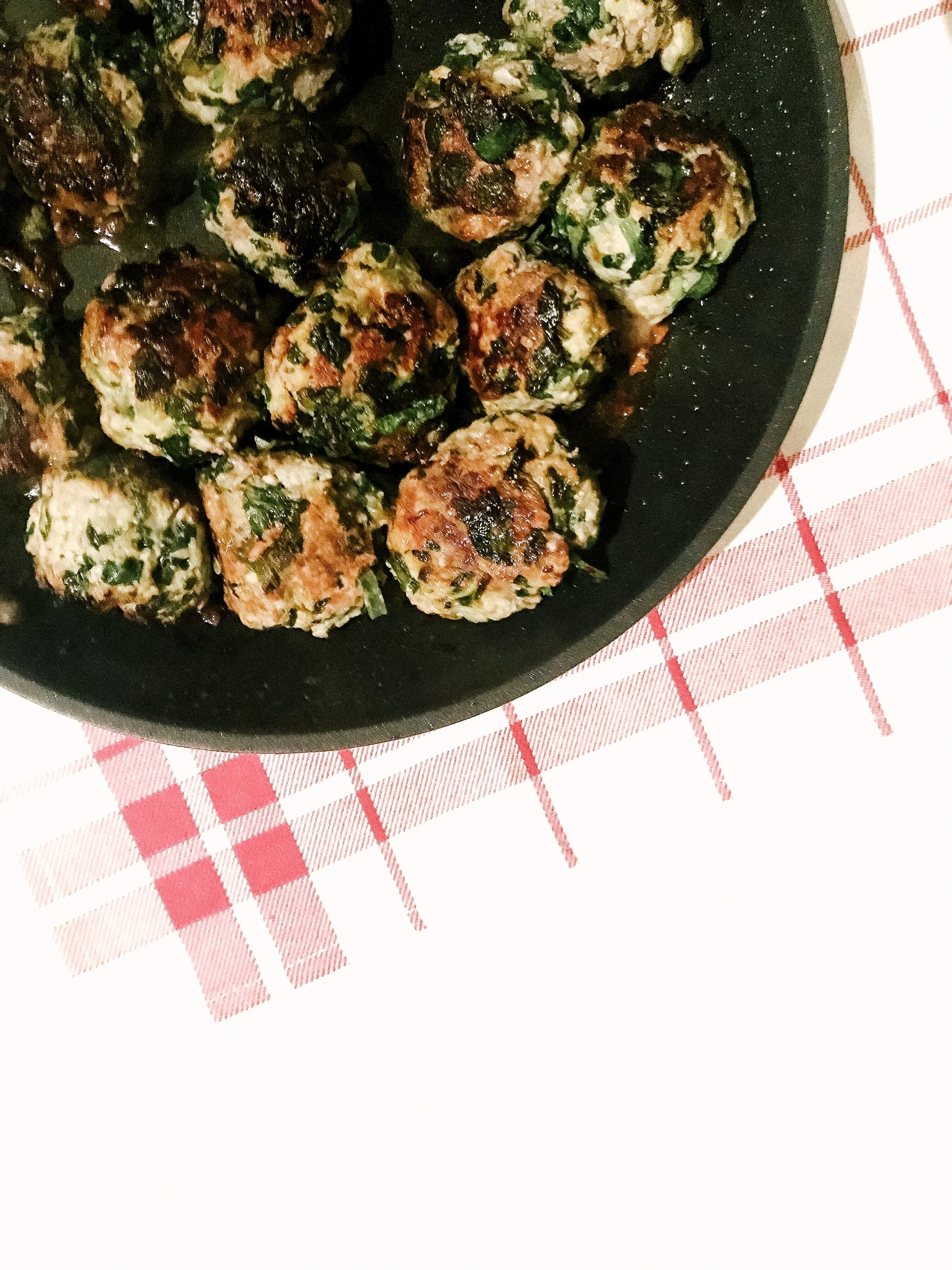 How to Combat the Carcinogenic Effects of Red Meat + Chimichurri Meatballs (AIP, GAPS, Paleo, GF, DF)