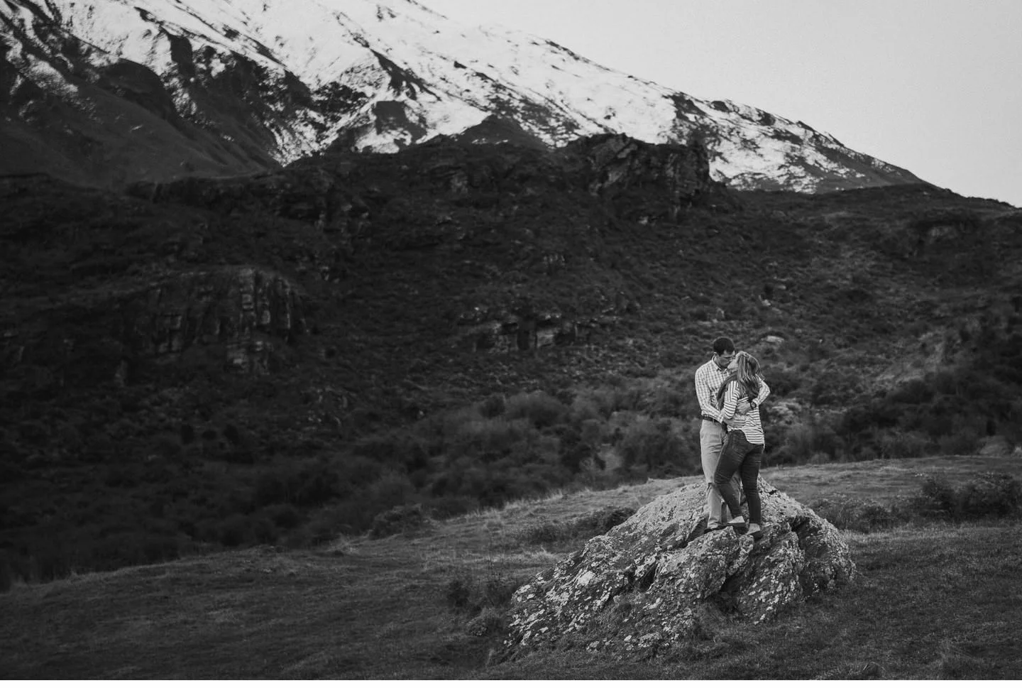 Wanaka-Engagement-Photography-013.jpg