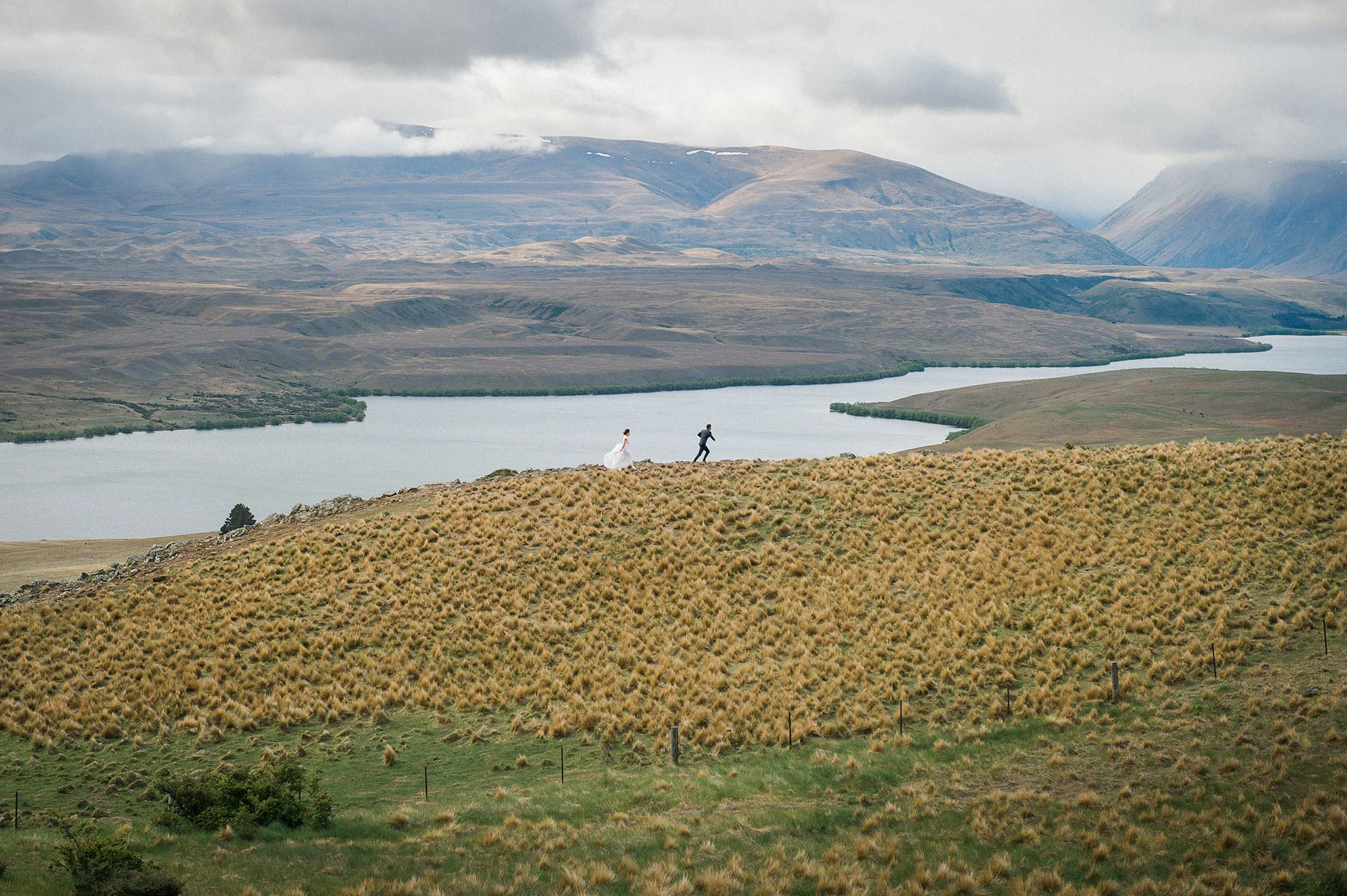 Lake-Tekapo-wedding-photographer.jpg