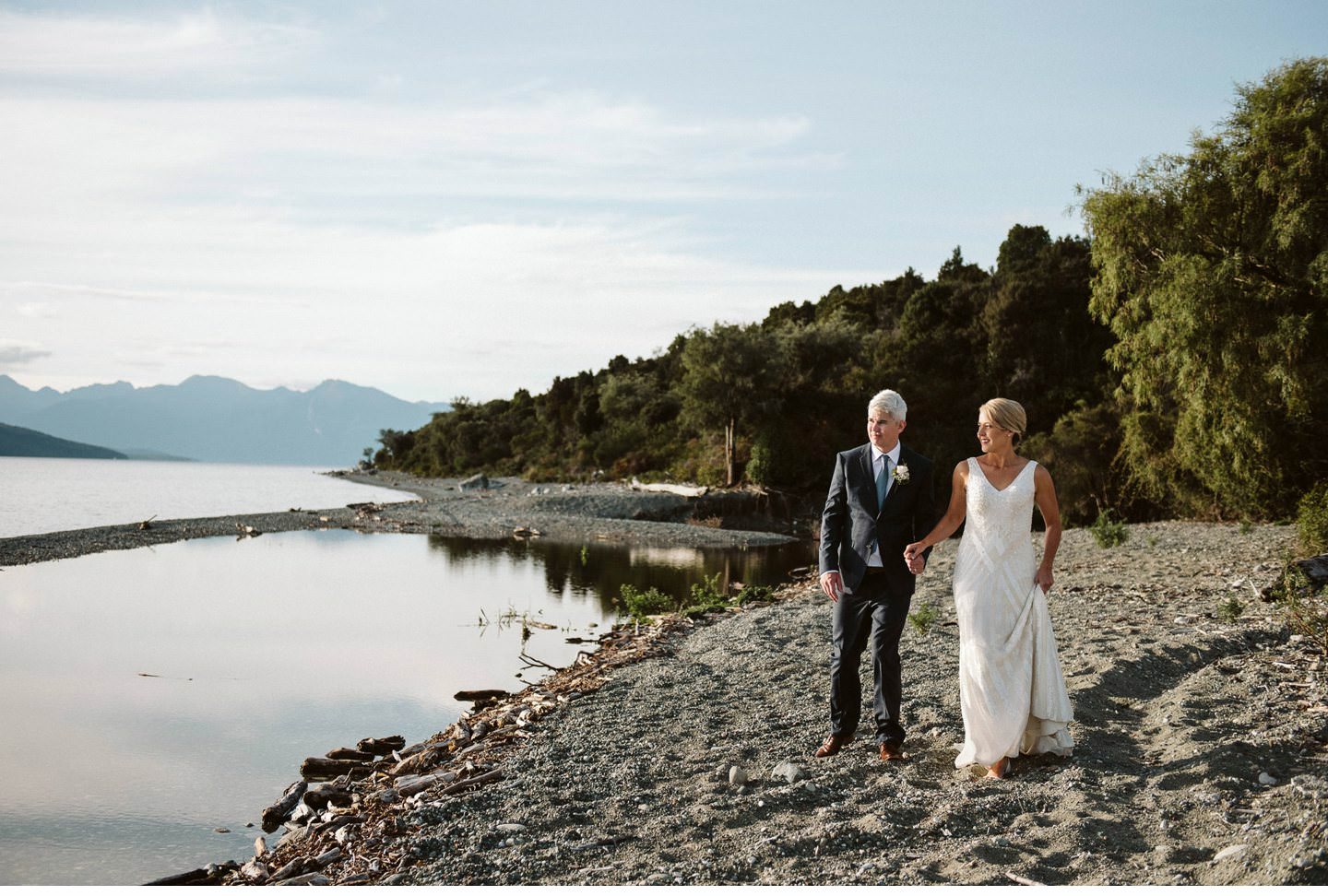 Fiordland-Lodge-wedding-photographer-016.jpg